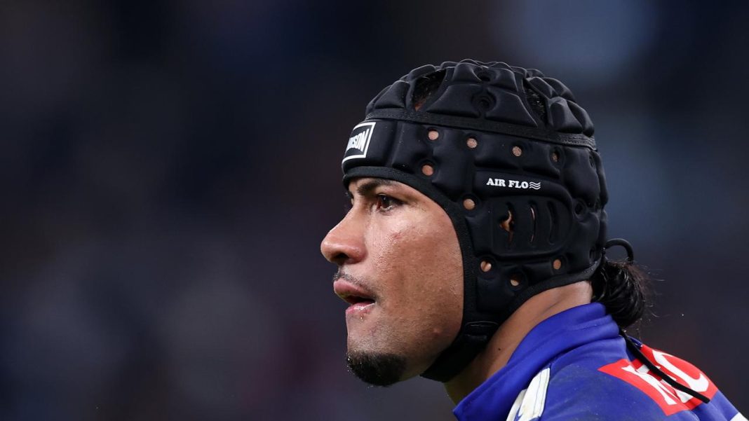 Coach defends under fire Bulldogs captain’s character branding criticism as ‘ridiculous’